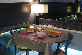 Hotel Camelia4