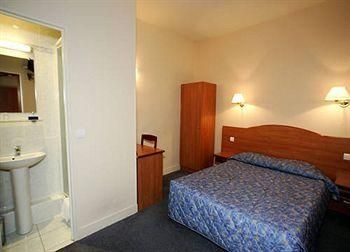 Hotel Camelia2