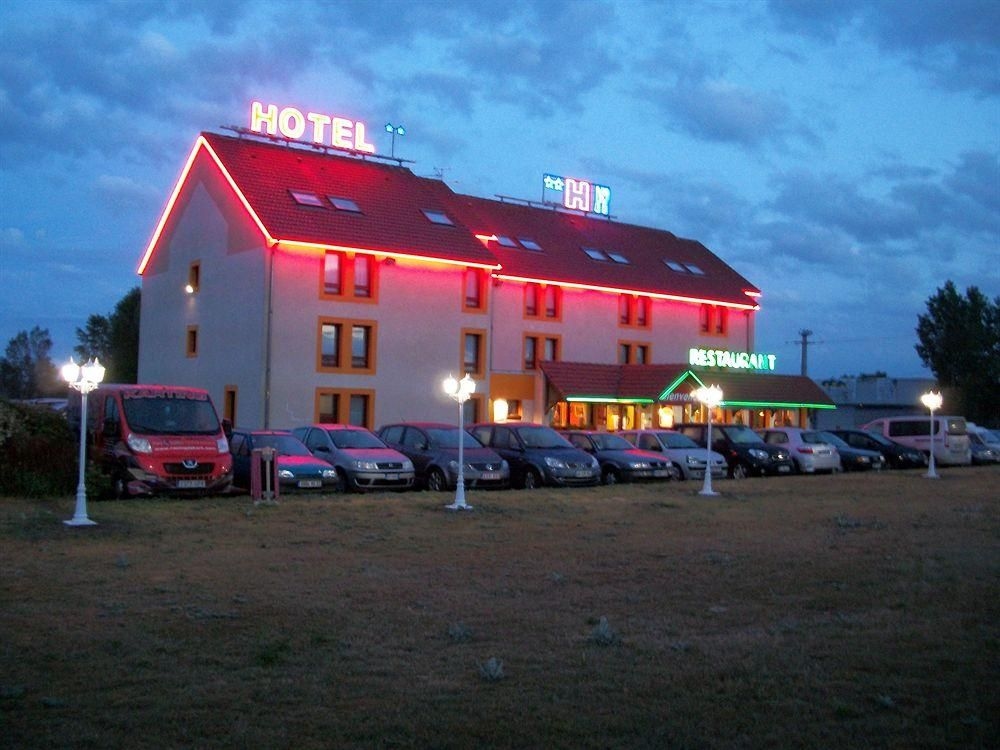 NB Hotel Restaurant Moulins4