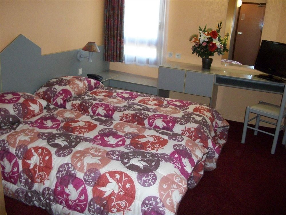 NB Hotel Restaurant Moulins2
