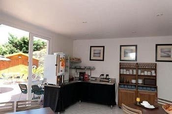Helios Hotel Carnon2