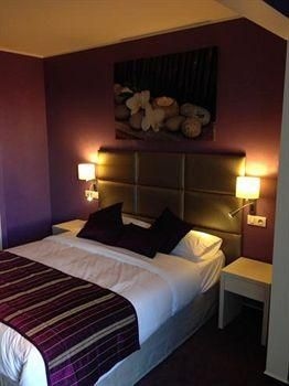 Irin Hotel3