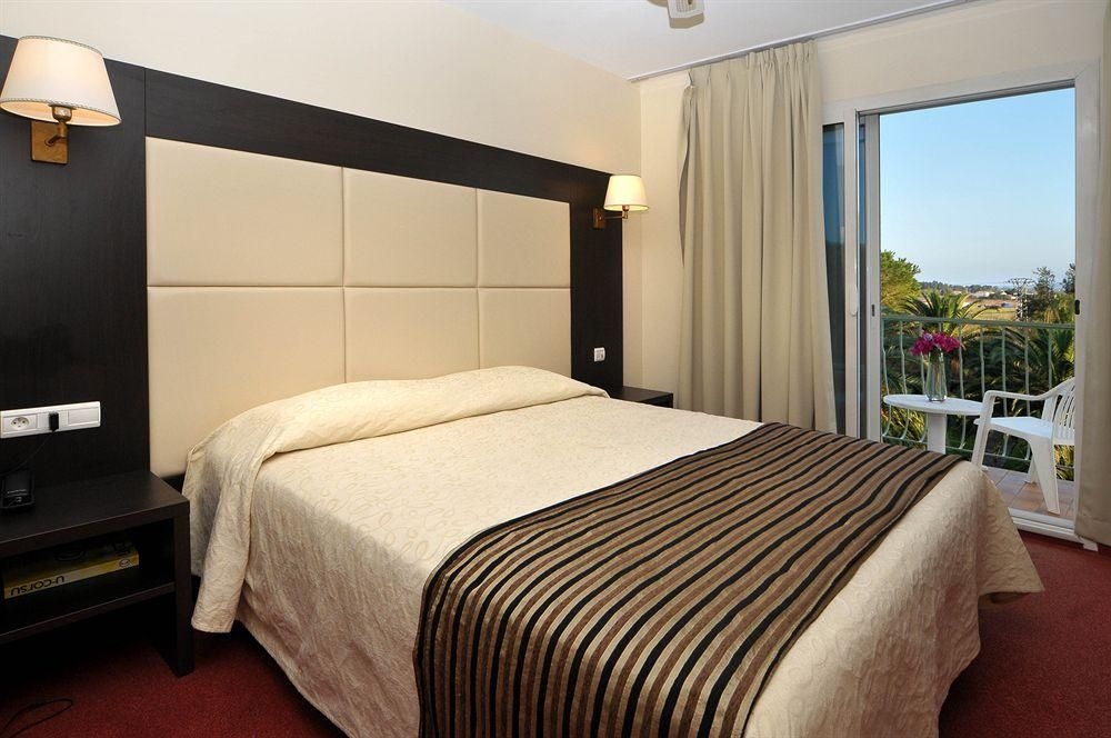 โรงแรมสปา ลา มาดราก (Hotel Spa La Madrague)1