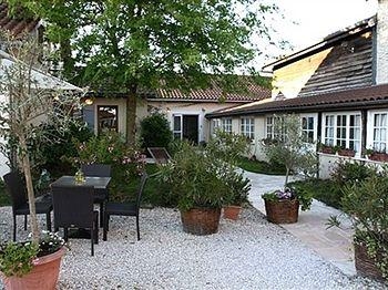 Hotel Restaurant La Grange du Relais0
