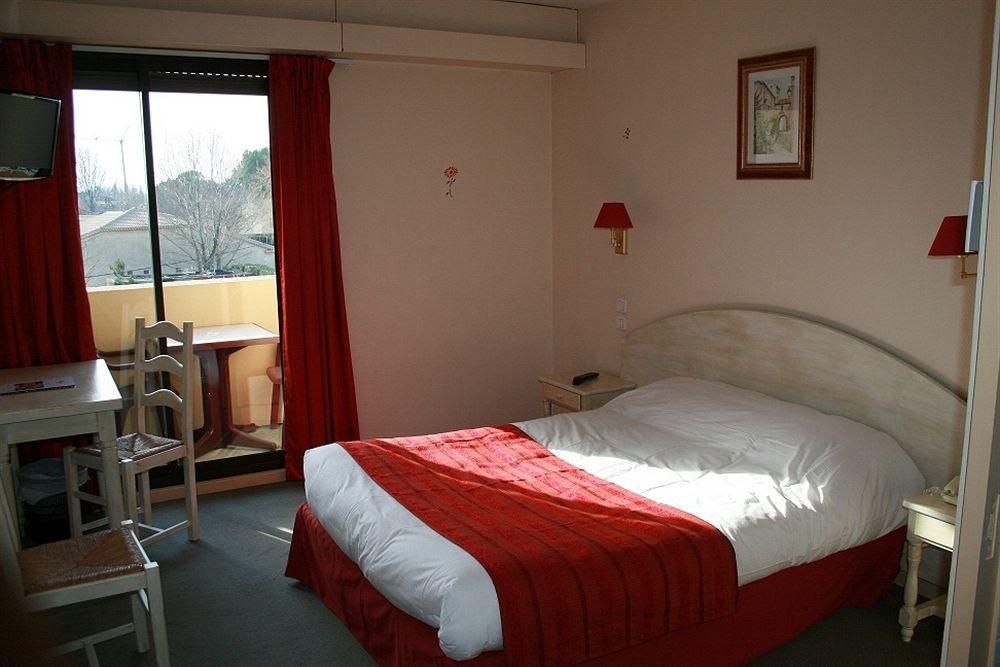 Hotel les N0