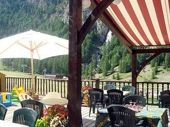 La Cascade0