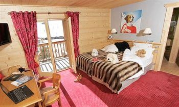 Hotel & Chalets Le Samovar0