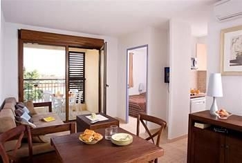 Madame Vacances Residence Le Mas des Oliviers3