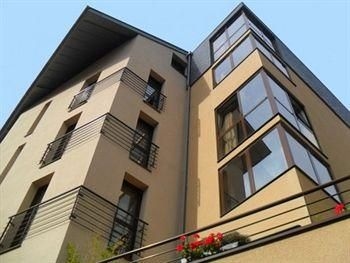 L'Hotel1
