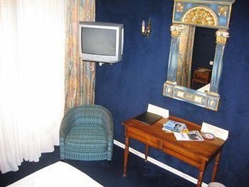 Citotel Restaurant Les Pins4