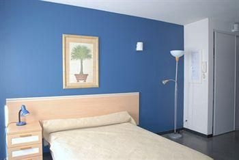 Temporesidence Chateauneuf2