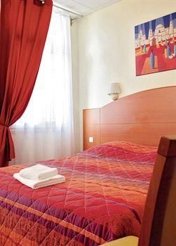 Cecil' hotel3