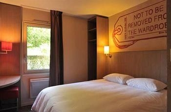 Kyriad Cholet3