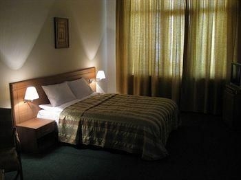 Tbilotel2