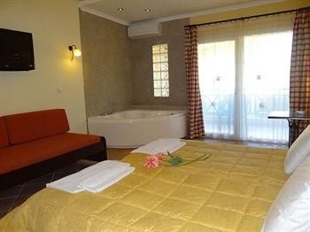 Hotel Aeollos1