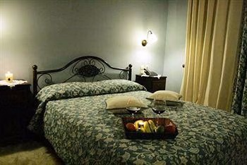 Elena Guesthouse0