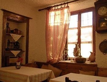 Archontiko Routsou3