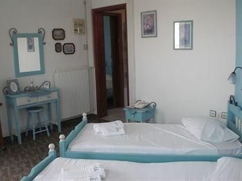 Hotel Dora2