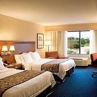 Courtyard By Marriott Phoenix Westavondale1