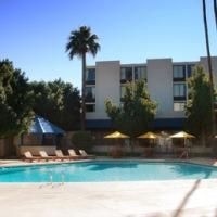 Camelback Sahara Hotel2