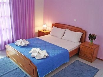Paradosi Rooms & Apartments2