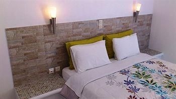 Glaronisia Hotel4