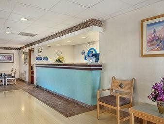 Days Inn Phoenix West Az4