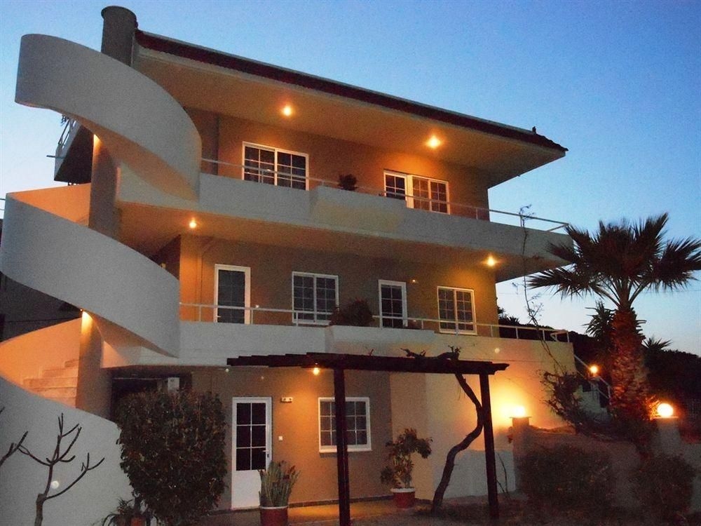 Villa Olive Grove1