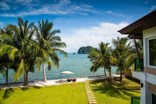 Mangrove Bay Krabi Beachfront Pool Villa0