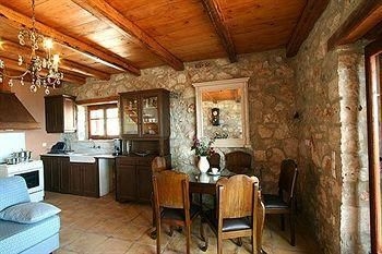 Orfos Villas2