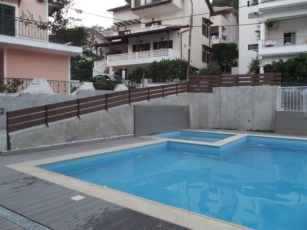 Christina Studios & Apartments2