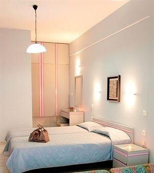 Ermis Suites1
