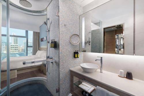 Lodgewood by Nina Hospitality Mong kok3