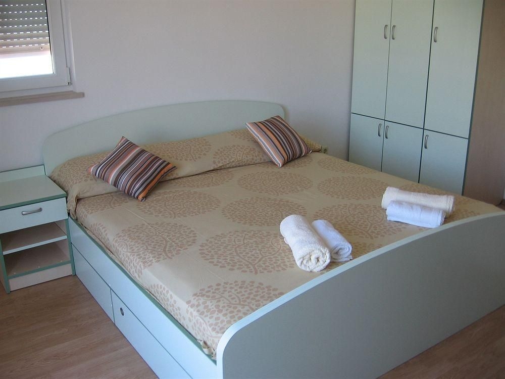 Apartments Rooms PORAT0