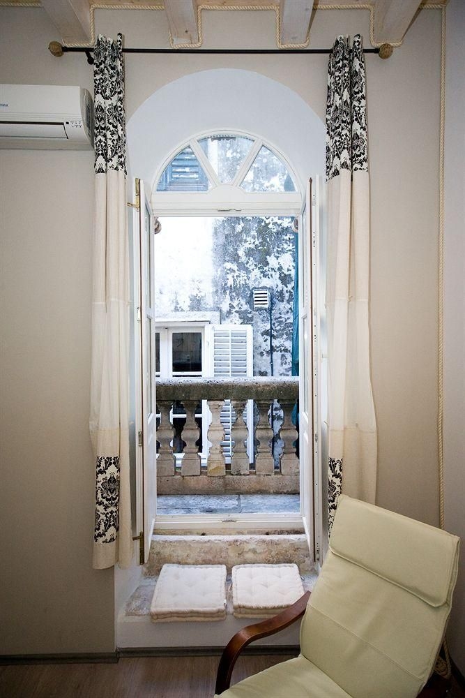 Luxury X-Rooms & Apartments Old Town0