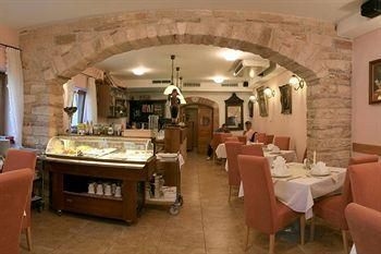 SANTA MARIJA1