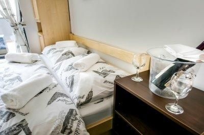 Hostel Moving2