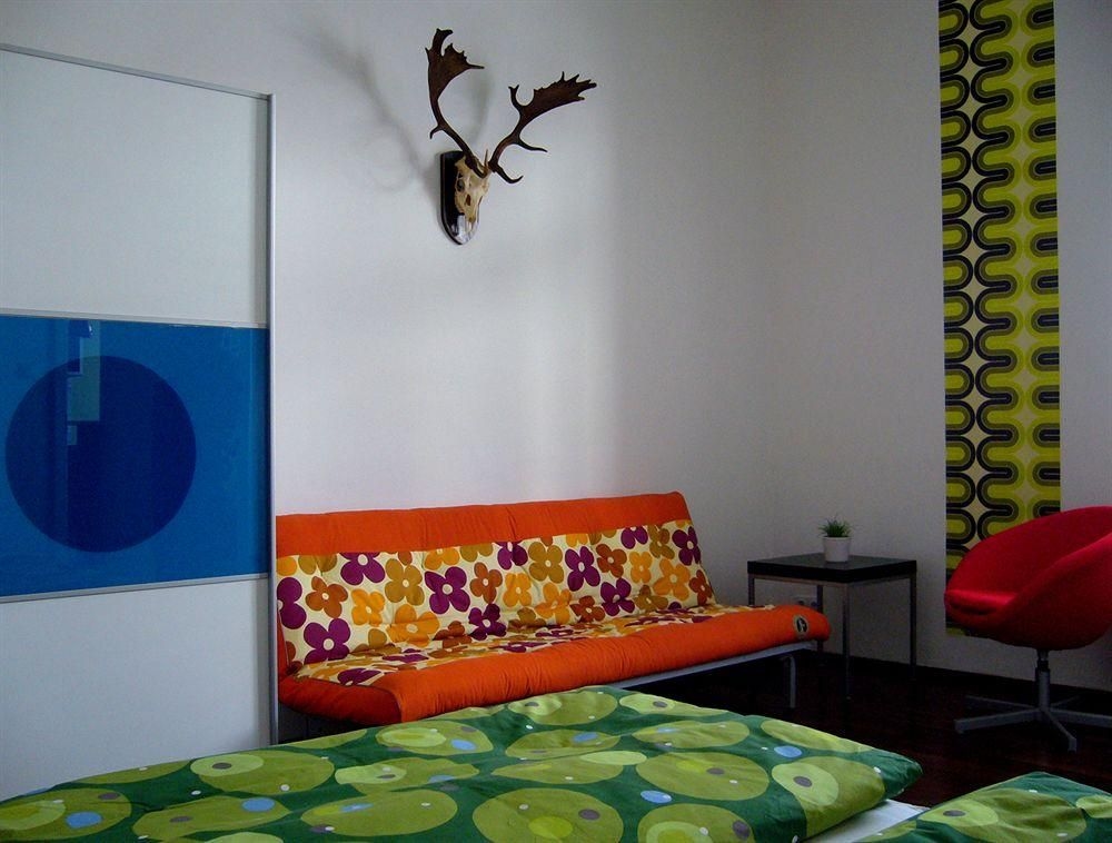 PET Apartments3