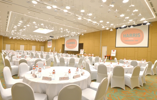 Harris Hotel & Conventions Denpasar Bali1