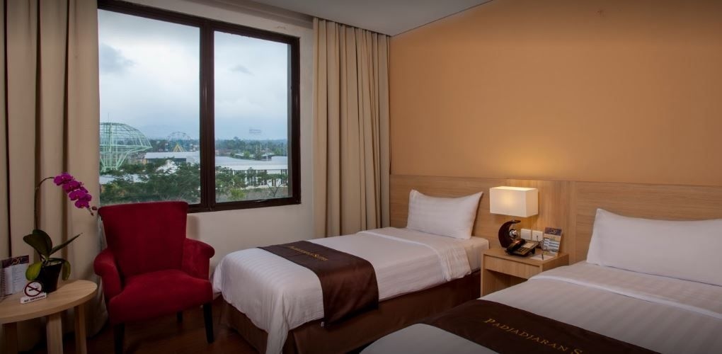Padjadjaran Suites Hotel & Conference3