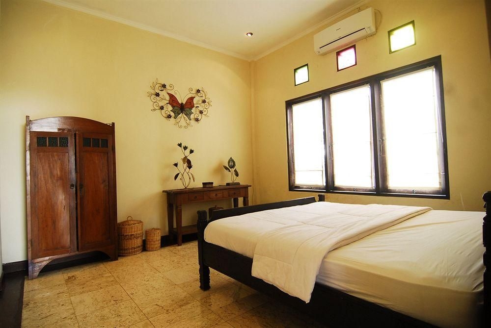 Villa Rumah Badung1