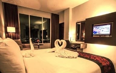 Horison Ultima King's Batam3