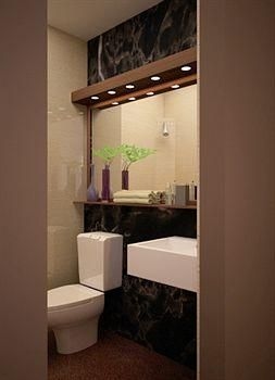 Favor Hotel Makassar City Center by LIFE4