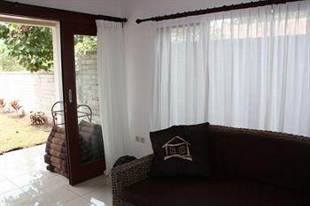 Rumah Kalua Villa0