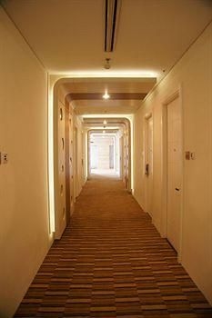 เมอร์เคียว สุราบายา มันยาร์ (Mercure Surabaya Manyar)1