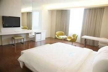 เมอร์เคียว สุราบายา มันยาร์ (Mercure Surabaya Manyar)3