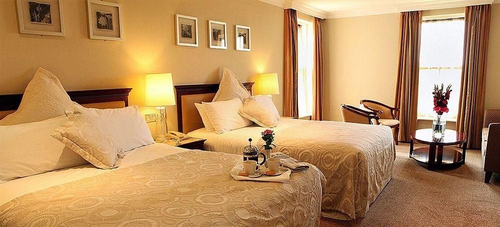 Bunratty Castle Hotel3