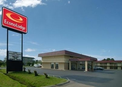 Rodeway Inn1