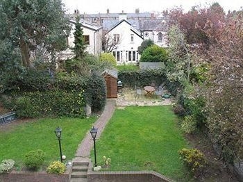 Waterloo House3