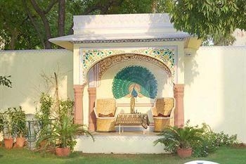 อนุราคะ วิลลา (Anuraag Villa)0